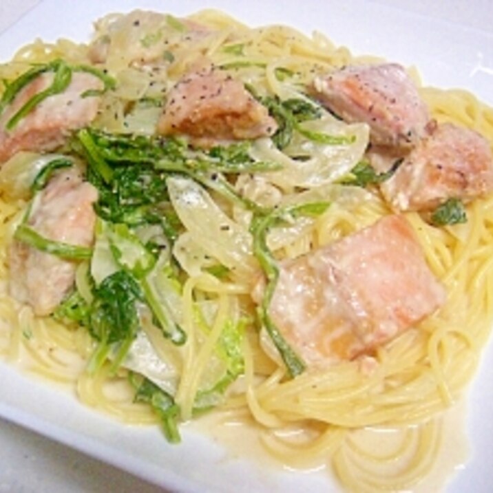 サーモンとほうれん草のクリームパスタ レシピ 作り方 By Kumi Mama 楽天レシピ